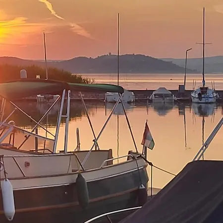 Private With Own Pool And Huge Garden, 150m To Longest Free At Balaton Zamárdi