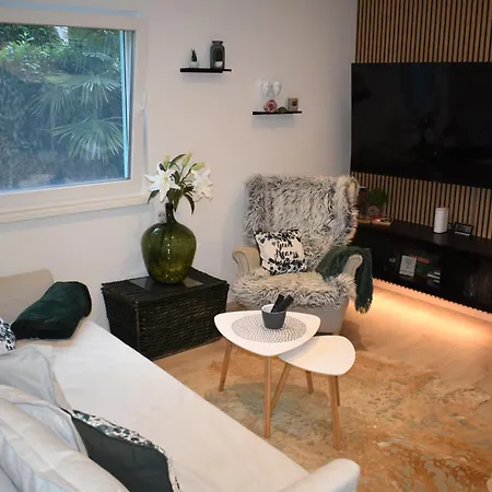 Private With Own Pool And Huge Garden, 150m To Longest Free At Balaton