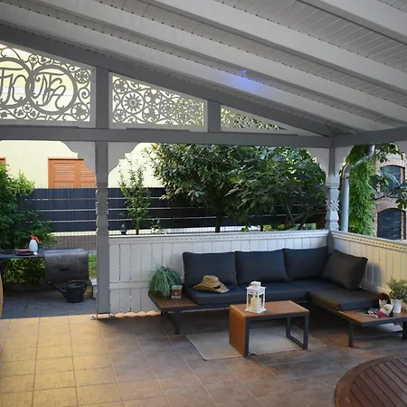 Apartamento Private With Own Pool And Huge Garden, 150m To Longest Free At Balaton Zamárdi