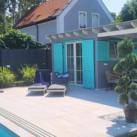 Private With Own Pool And Huge Garden, 150m To Longest Free At Balaton Lejlighed Zamárdi