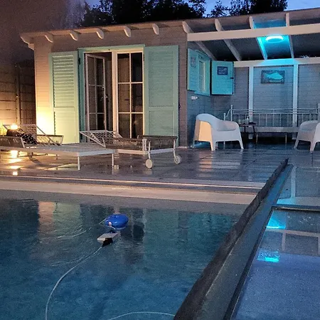 Private With Own Pool And Huge Garden, 150m To Longest Free At Balaton Apartamento