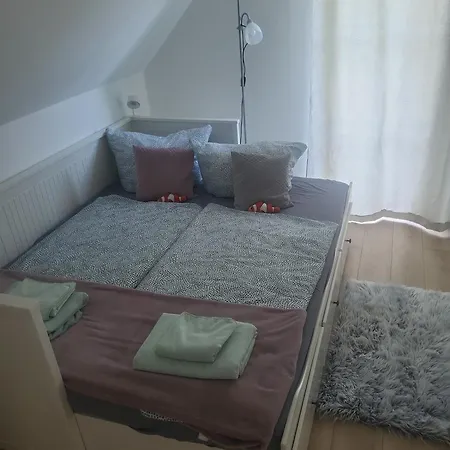 Private With Own Pool And Huge Garden, 150m To Longest Free At Balaton Appartement Zamárdi