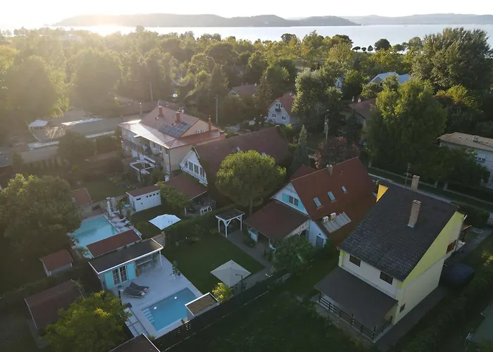 Private With Own Pool And Huge Garden, 150m To Longest Free At Balaton