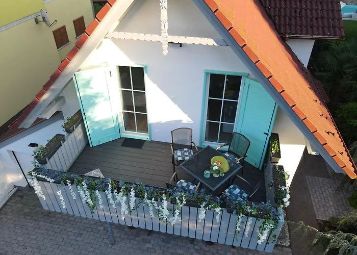 Private With Own Pool And Huge Garden, 150m To Longest Free At Balaton Lägenhet